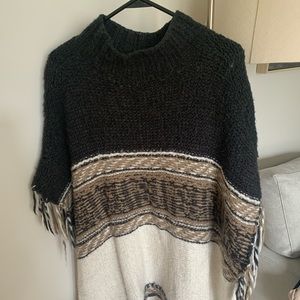 Free People Poncho - SIZE XS